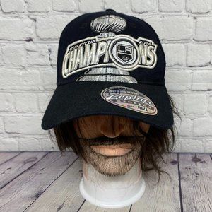 Zephyr LA Kings 2014 Stanley Cup Champions Hat Cap Stretch Fit Size M/L Black